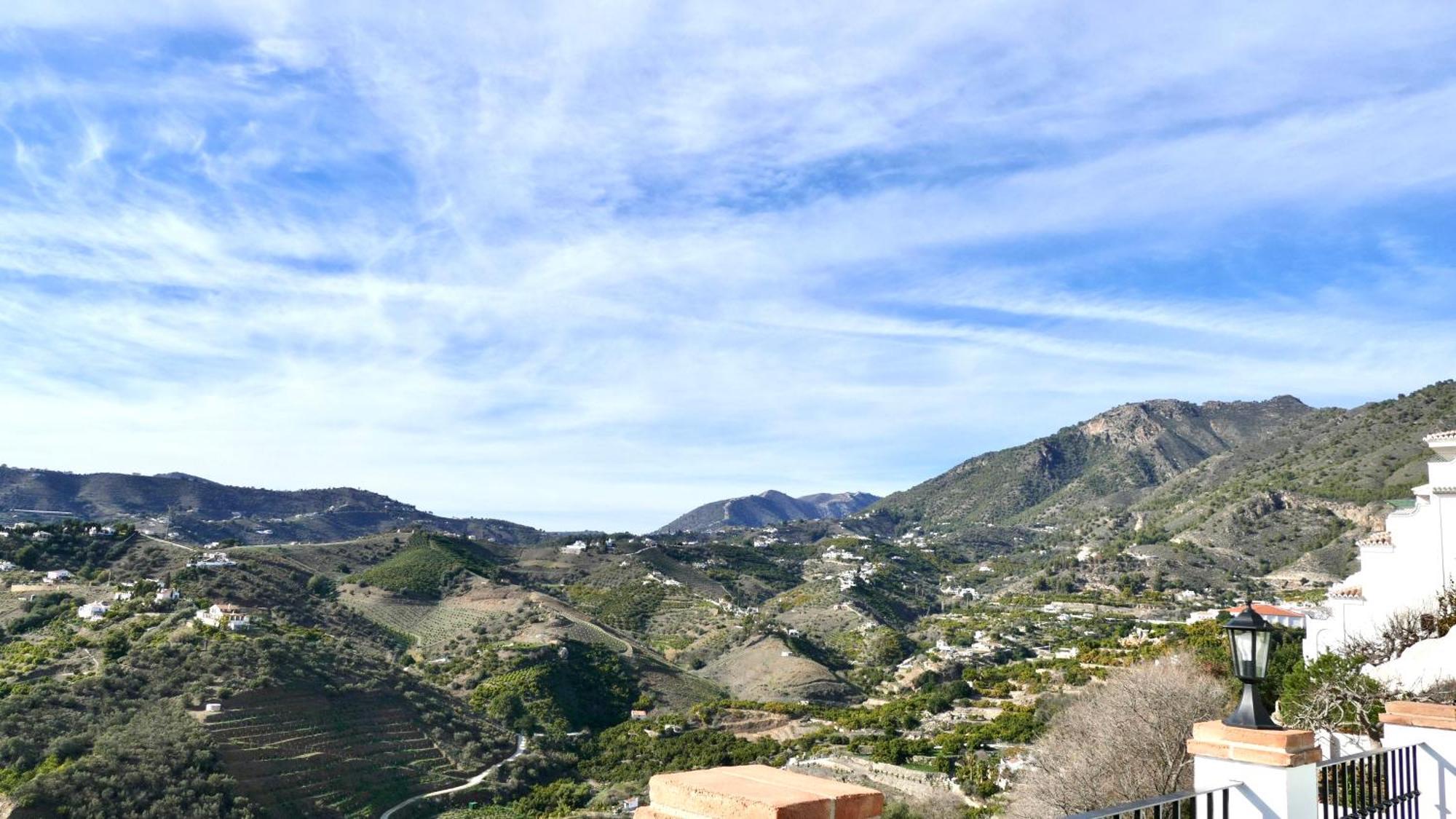 Casita Frigiliana - Stunning New Apartment With Views With Private Parking Space Kültér fotó
